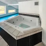 In With Sauna *