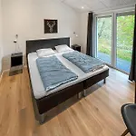 Dom wakacyjny In With Sauna *