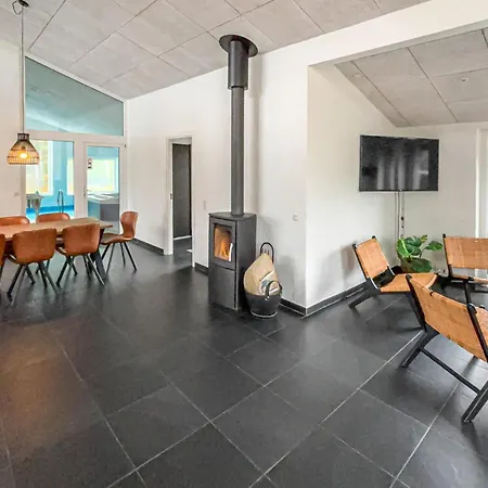 Prázdninový dům In With Sauna *